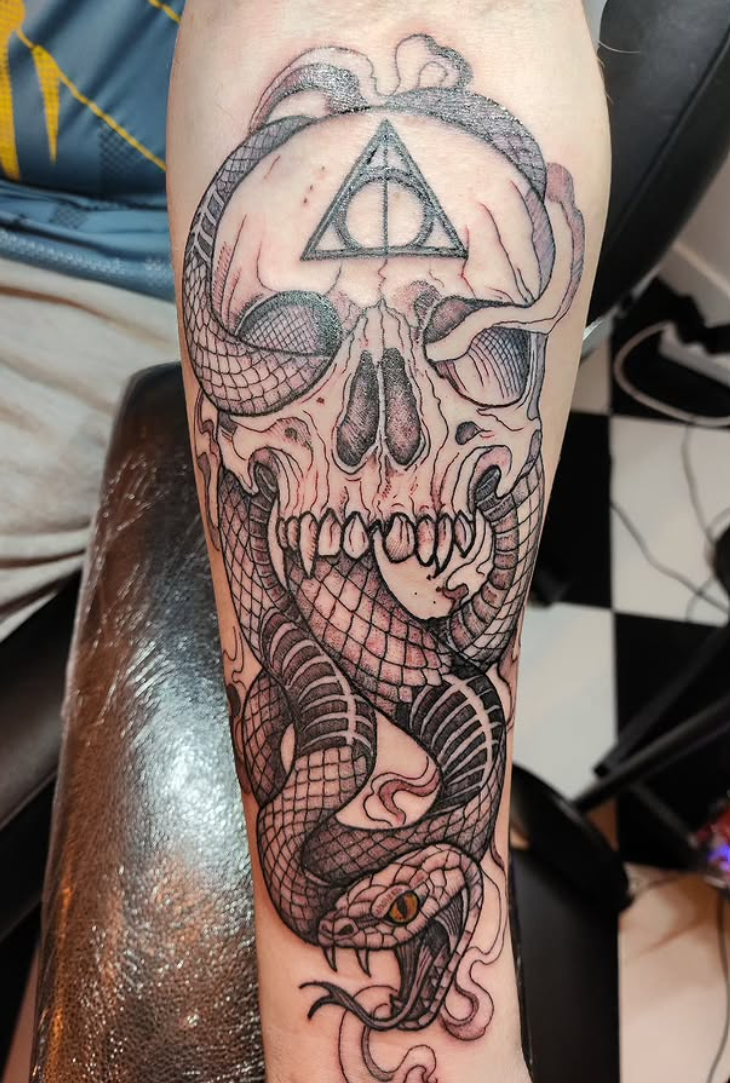 Tatouage noir et blanc